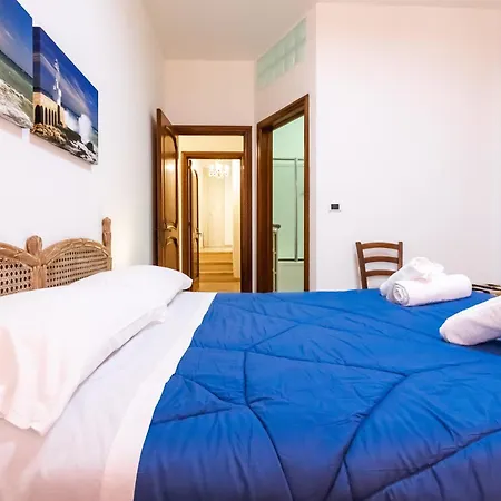 Oasis Апартаменты *