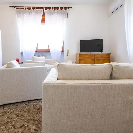 Oasis Отранто